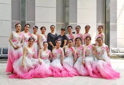 秋染中國(guó)賞西安丨白鹿原影視城中秋名家薈萃，好戲連臺(tái)話家風(fēng)